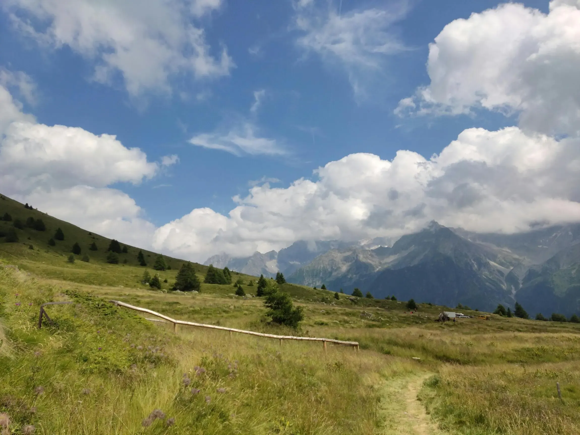 monumento-tonale-paesaggio