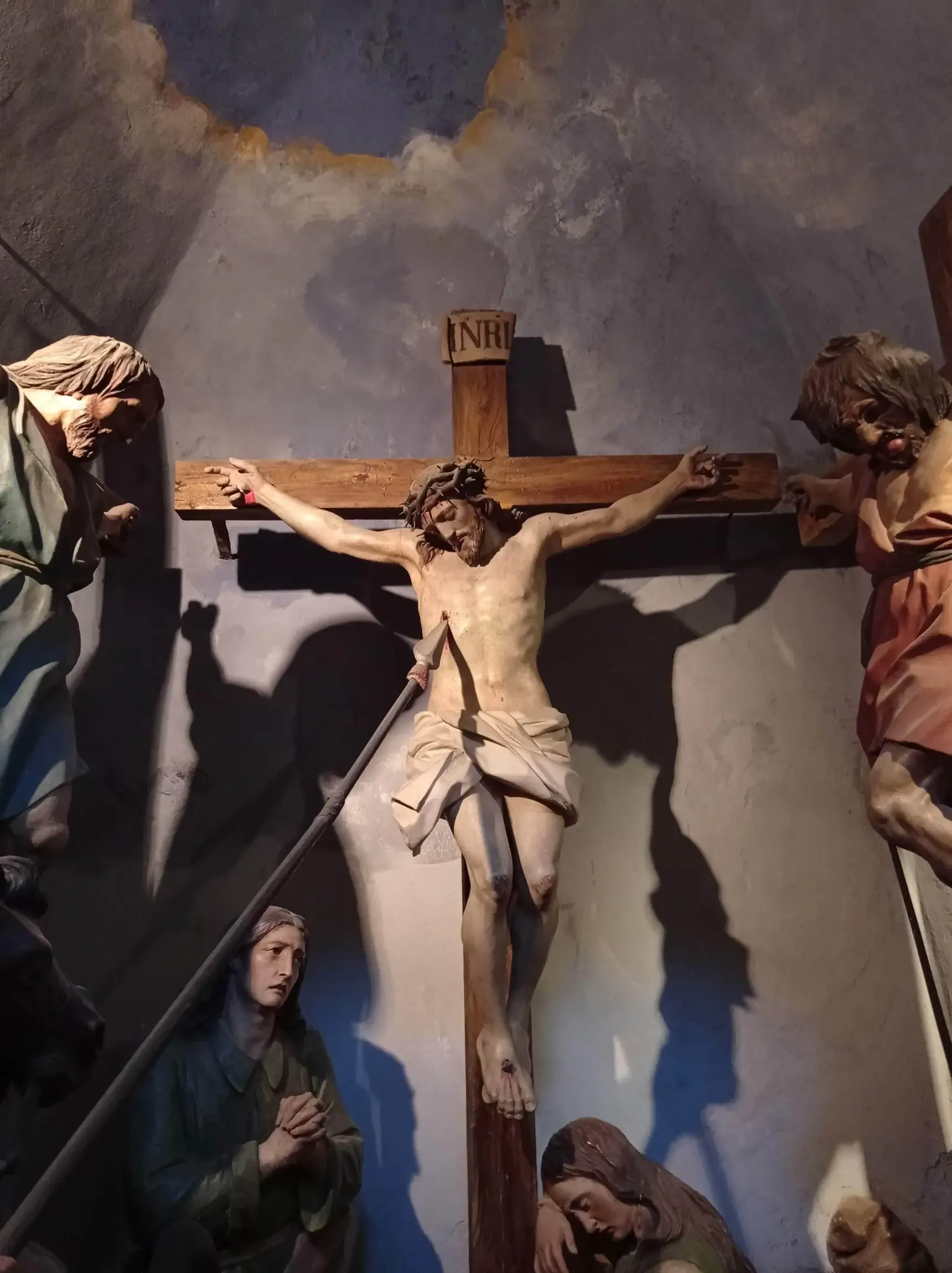 via-crucis-cerveno-gesu-in-croce
